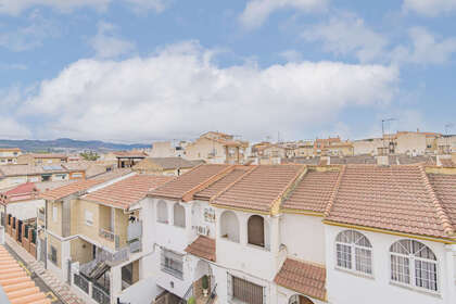 Penthouse for sale in Avd. Ogijares, Armilla, Granada. 