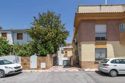 Flat for sale in Poligo Tecnologico, Ogíjares, Granada. 